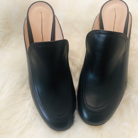 GIANVITO ROSSI - Picture 5 of 8